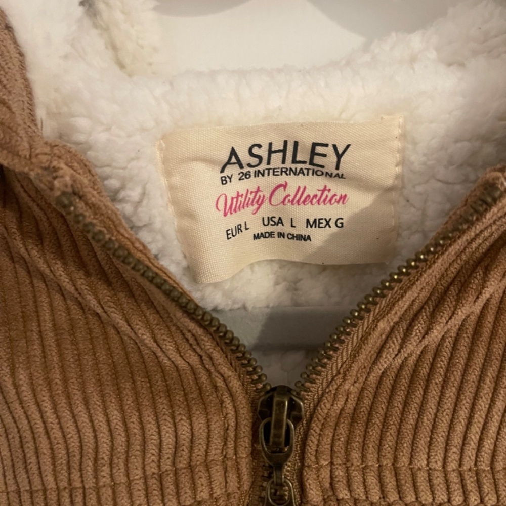 Cropped Jacket - Picture 5 of 6